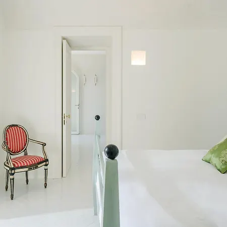 Romito - Sea View, Location