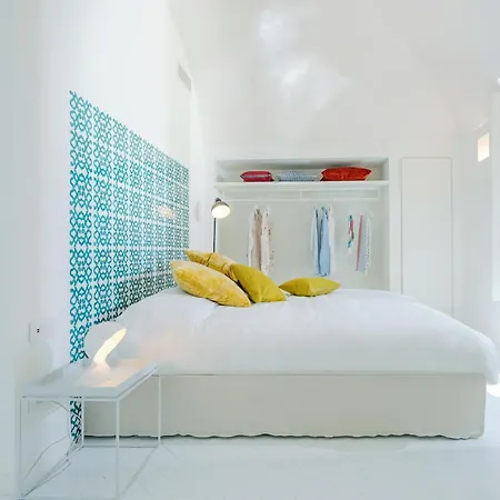 Romito - Sea View, Location *