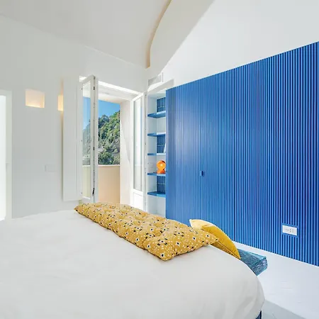 빌라 Romito - Sea View, Location