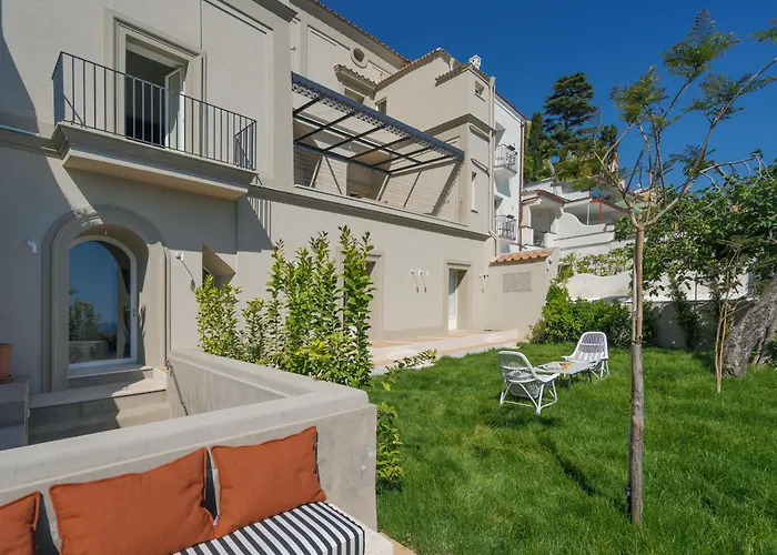 Romito - Sea View, Location