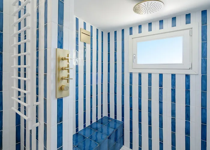 Romito - Sea View, Location