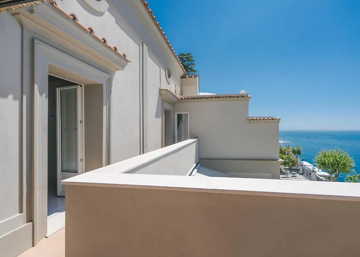 Romito - Sea View, Location