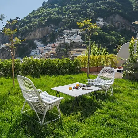 Romito - Sea View, Location * 波西塔諾