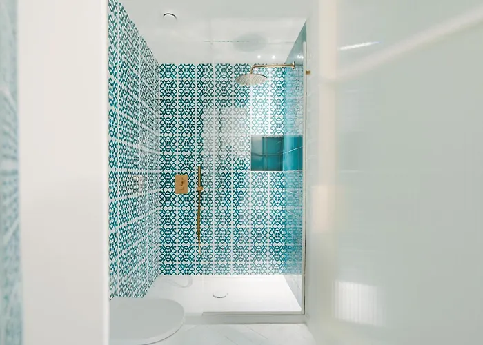 Villa Romito - Sea View, Location