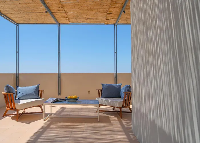 Romito - Sea View, Location *